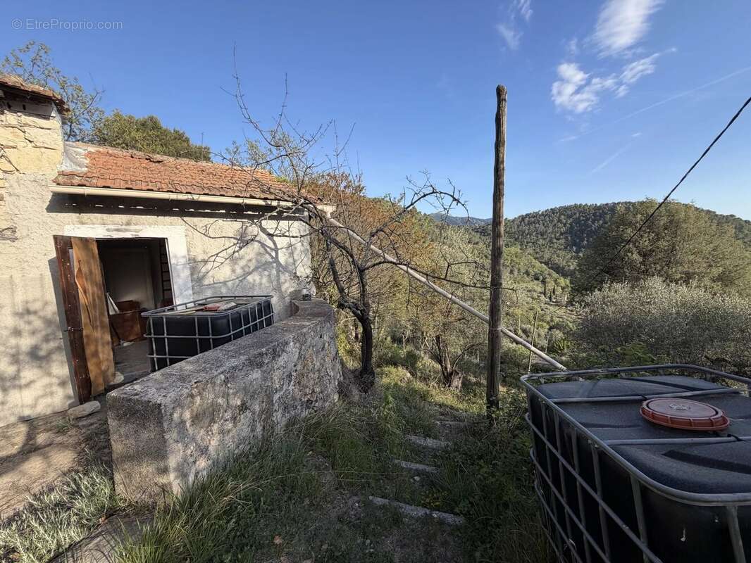 Maison à L'ESCARENE
