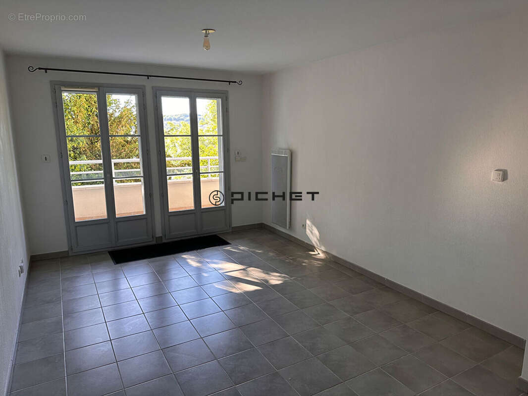 Appartement avec terrasse et parking en sous sol - photo 11