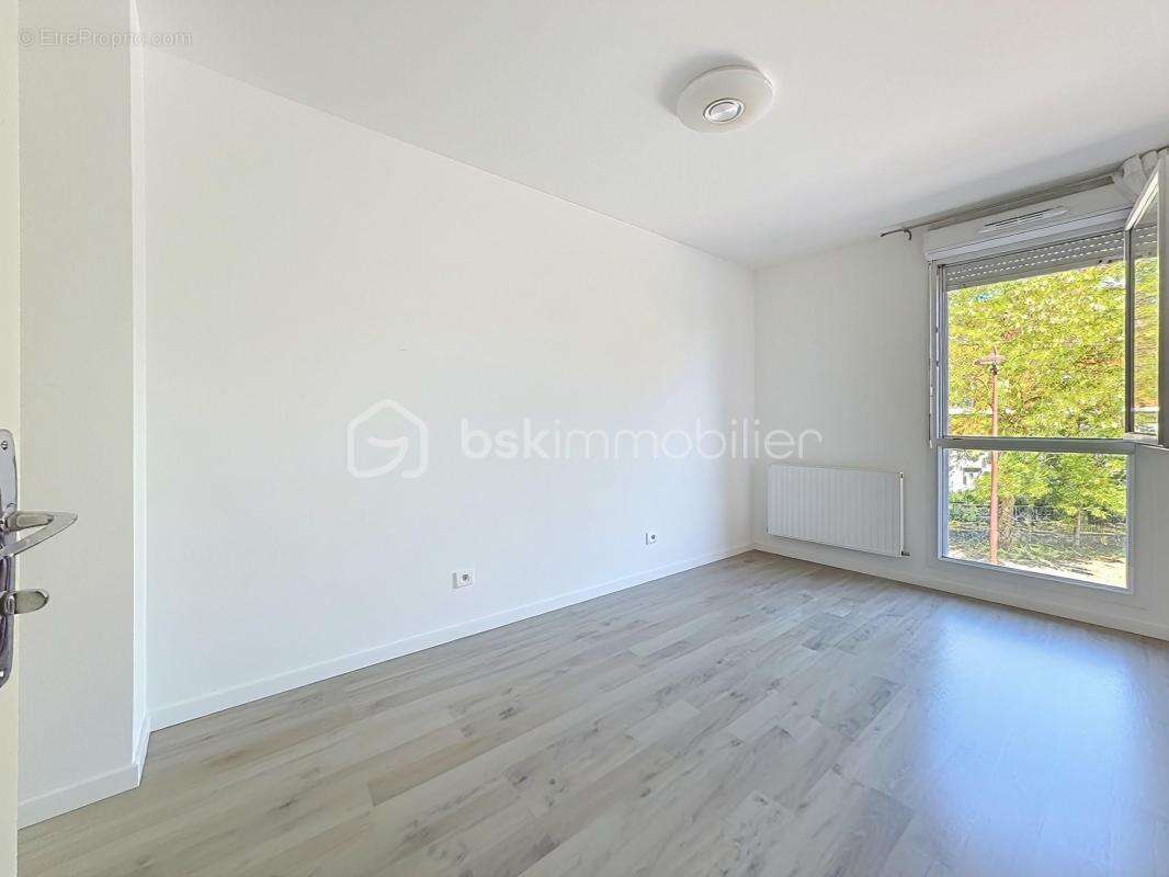 Appartement à BOIS-D'ARCY