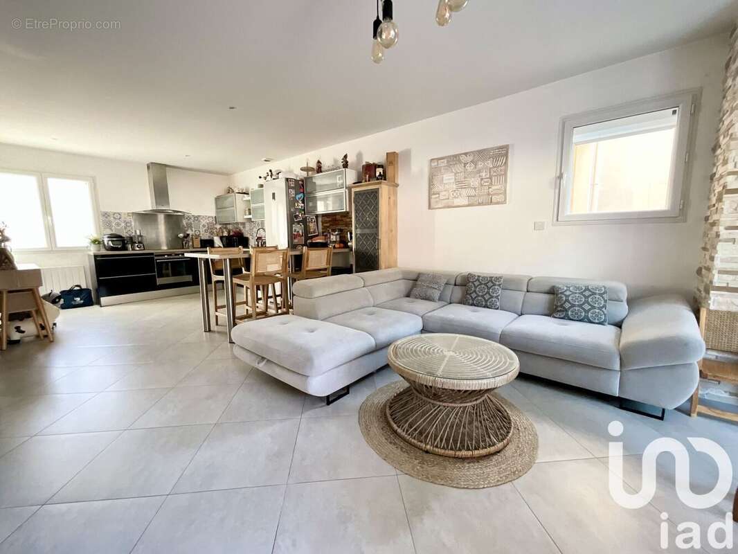 Photo 3 - Maison à SAINT-GERMAIN-LES-ARPAJON