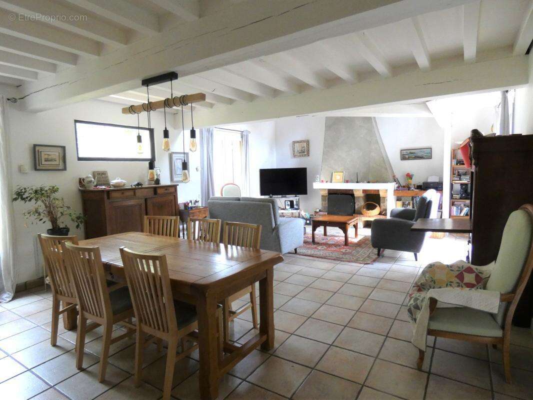 Maison 162 m² à Vaureal  - photo 3