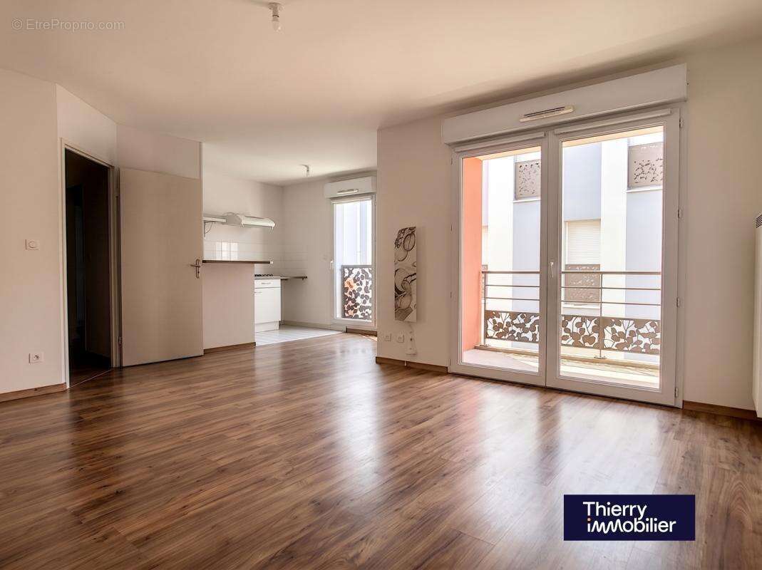 T2 récent avec balcon et garage - Canclaux/Mellinet - photo 2