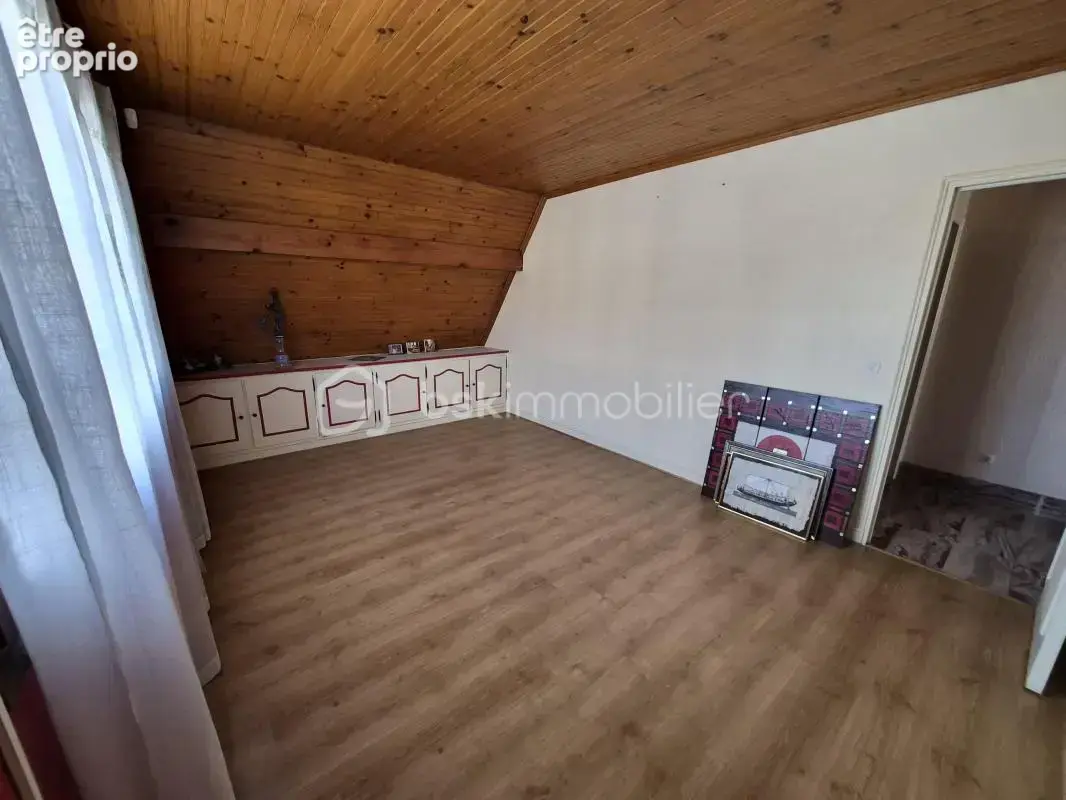 Charmante maison familiale avec beaux volumes et extérieur agréable - photo 11