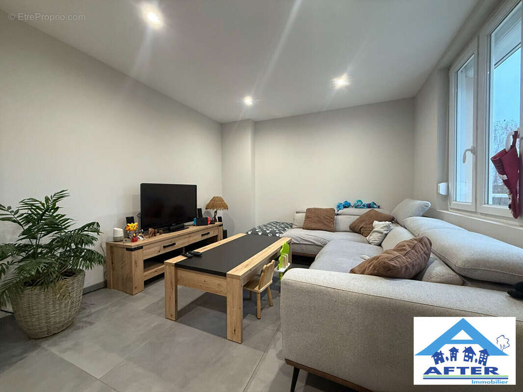 Maison à DAMELEVIERES