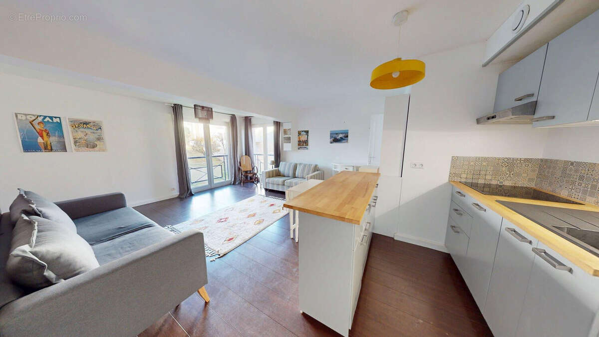 Appartement à VAUX-SUR-MER