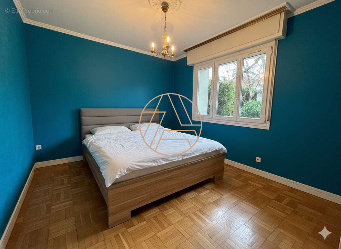 Appartement à SAINT-MAUR-DES-FOSSES