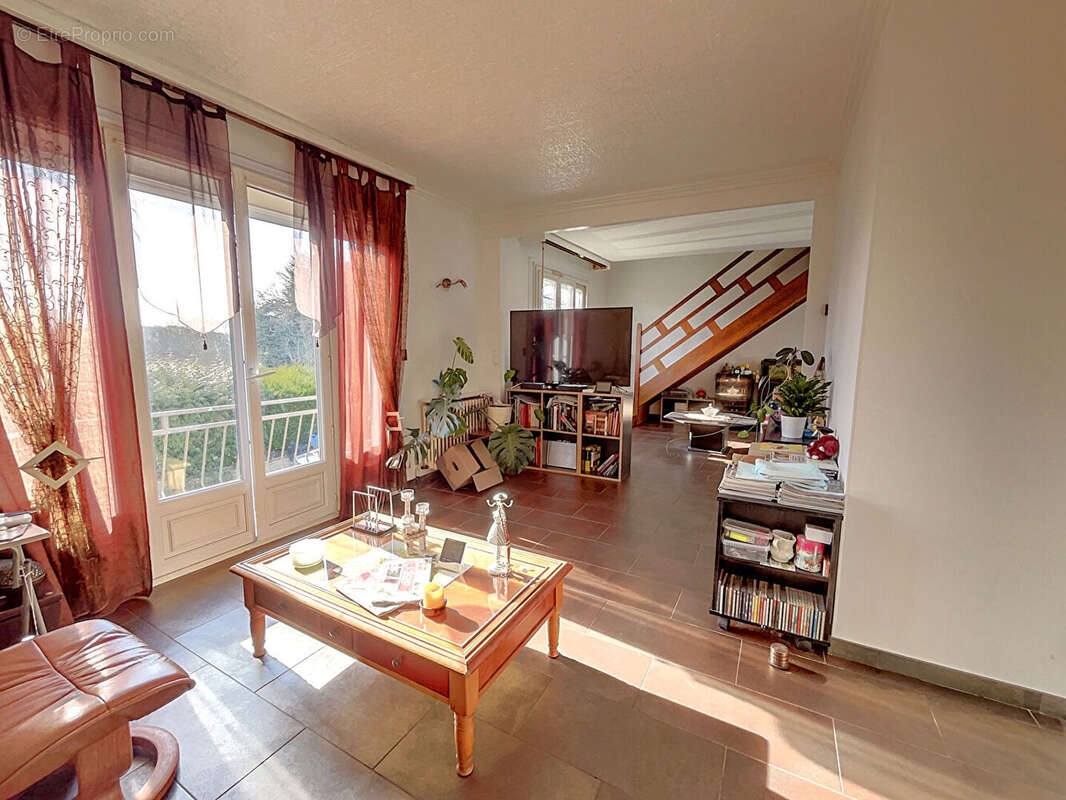 Maison proche gare 160 m2 - photo 4