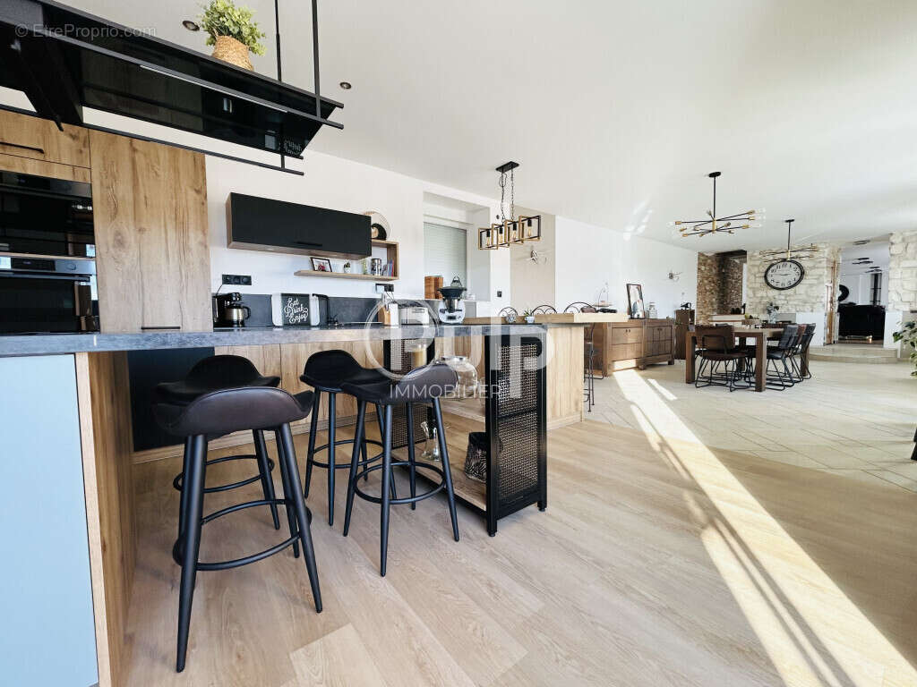 Maison à BEAUMETZ-LES-LOGES