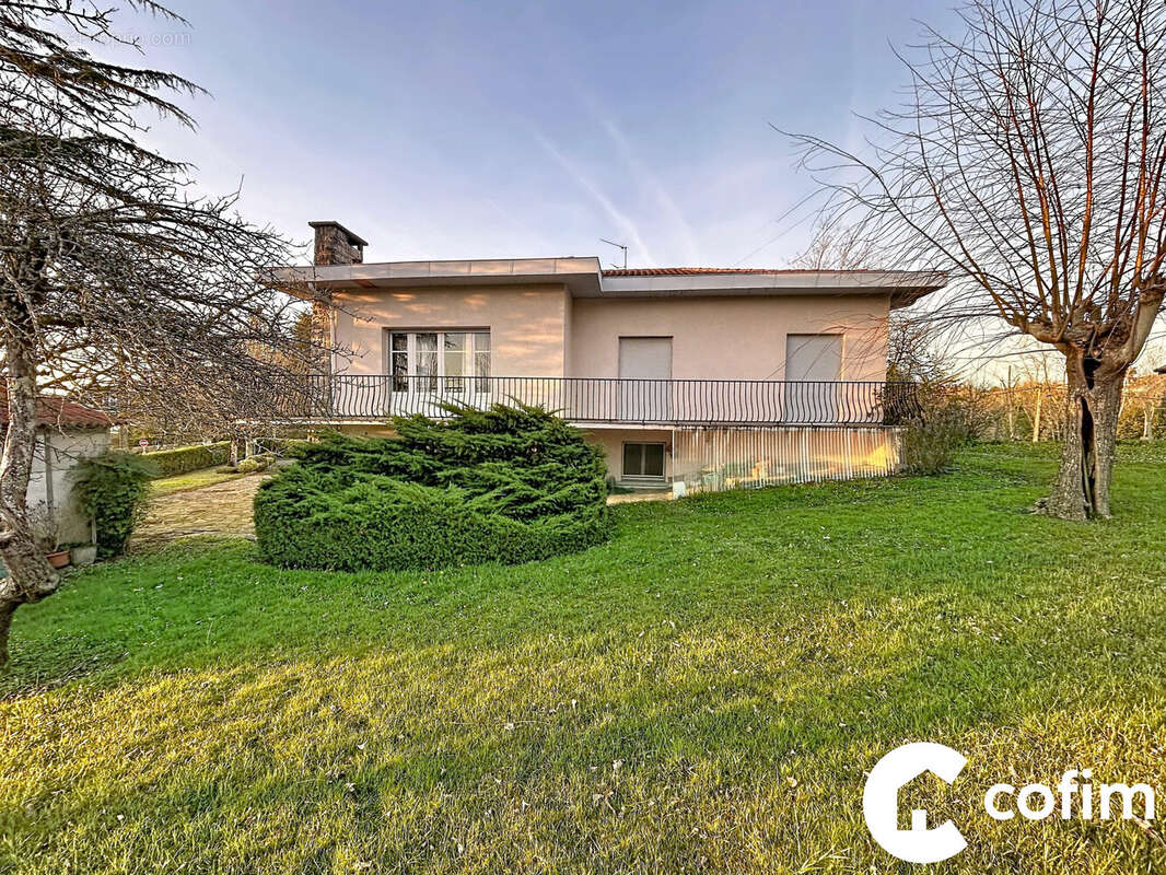 Maison à SAINT-PIERRE-D'IRUBE