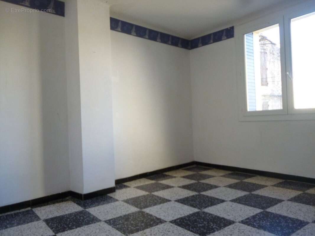 Maison à CORNEILHAN