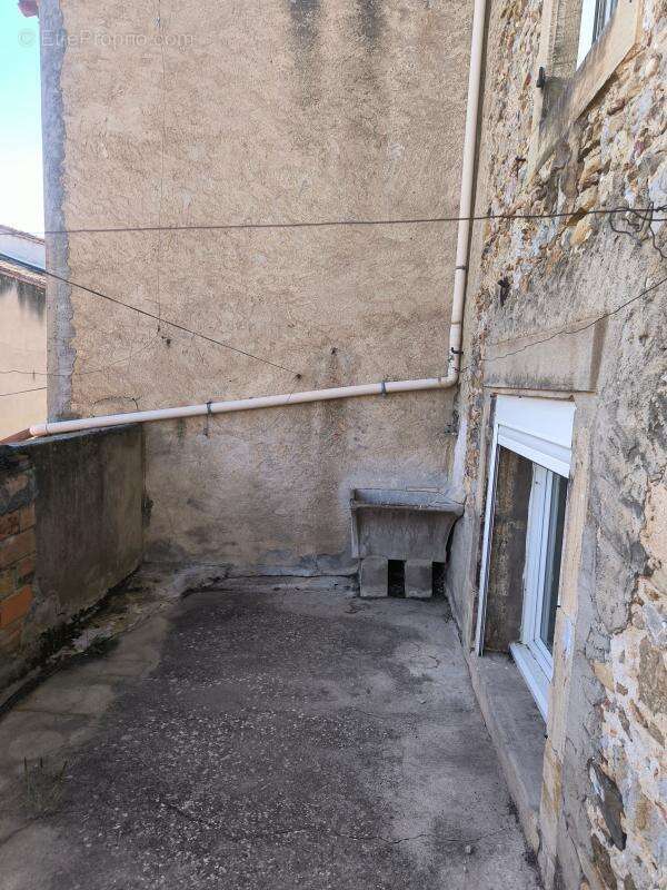 Maison de village + terrasse - photo 8