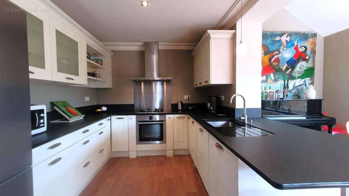 Maison à VILLEFRANCHE-DE-ROUERGUE