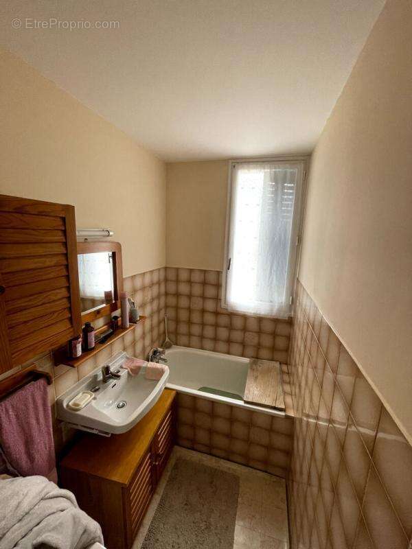 Appartement à FONTAINE