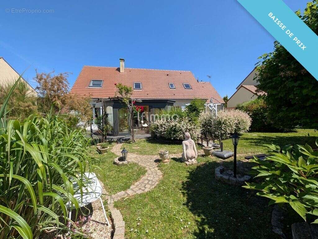 Maison à ROZAY-EN-BRIE