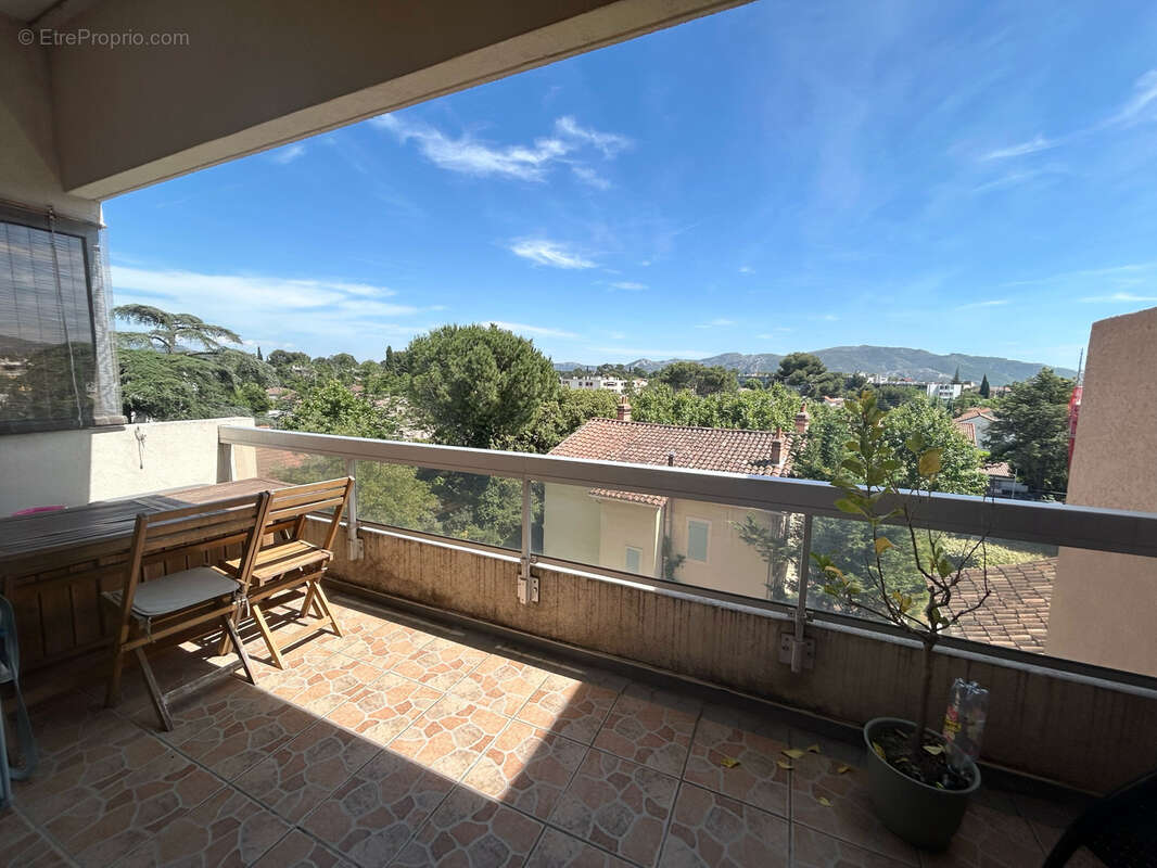 Appartement à MARSEILLE-12E