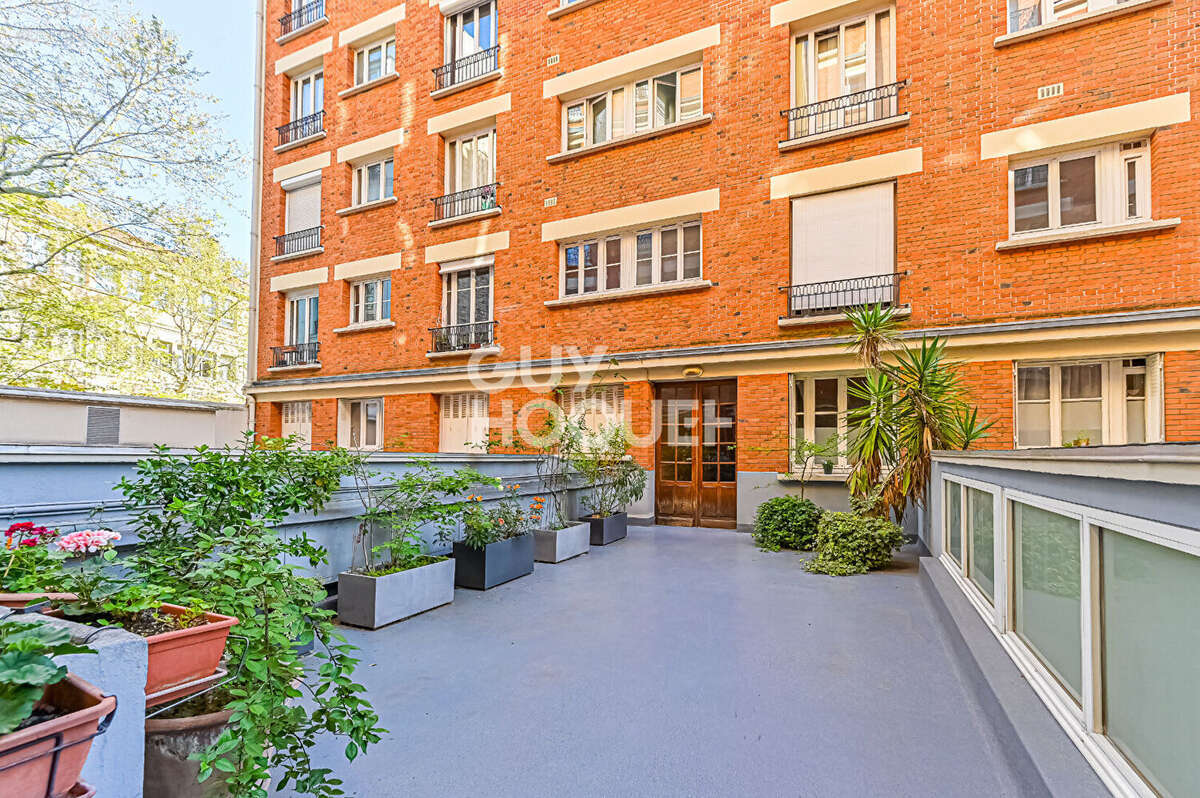 Appartement à PARIS-12E