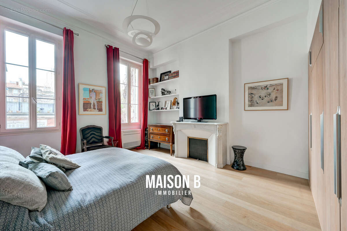 Appartement à MARSEILLE-6E