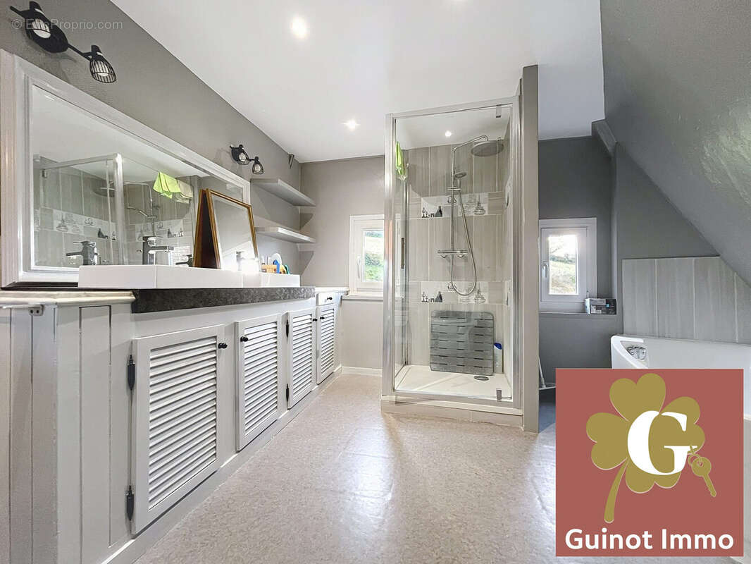 Maison à LILLEBONNE