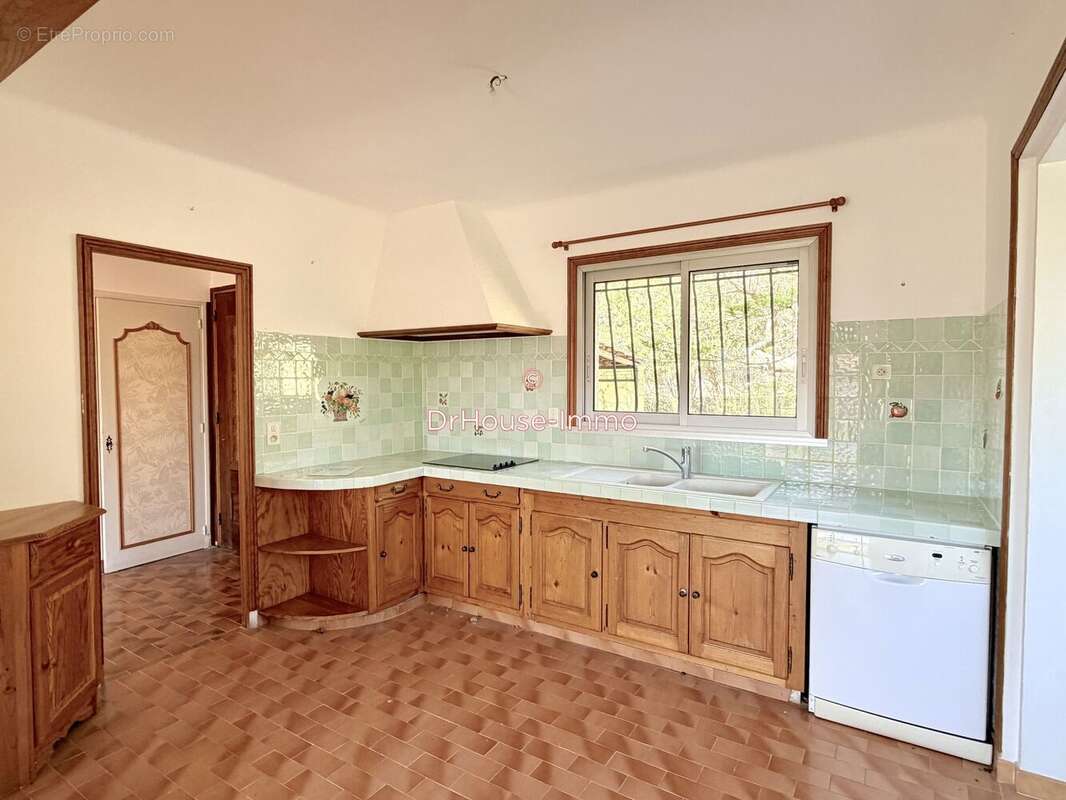 Maison à LORGUES