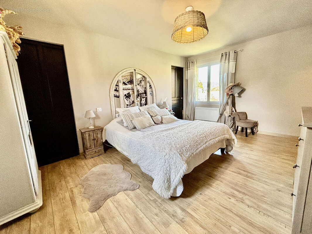 Maison à MALAUCENE
