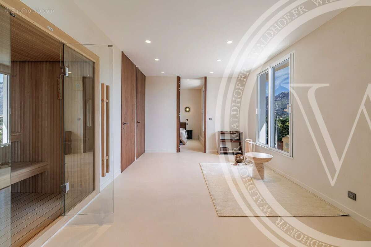 Maison à ROQUEBRUNE-CAP-MARTIN