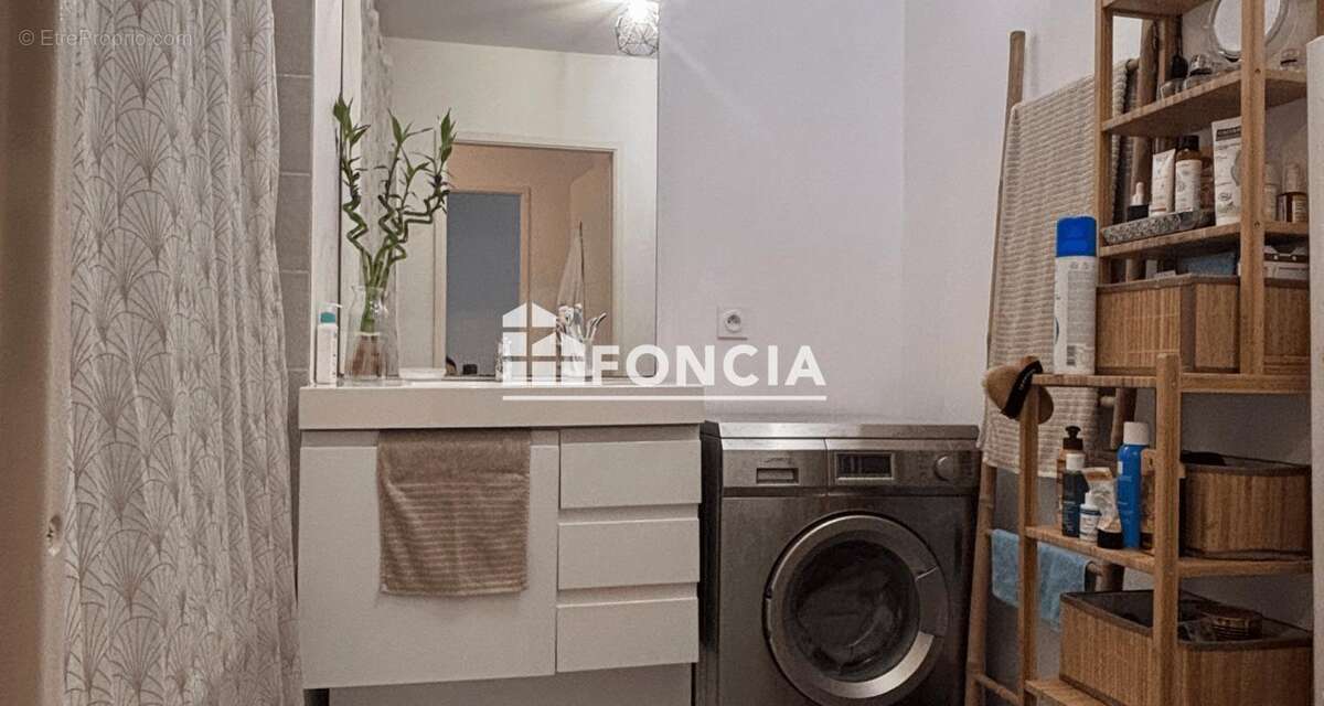 Appartement à JUVIGNAC