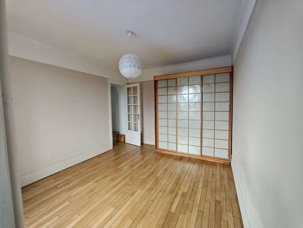 Appartement à CHAVILLE
