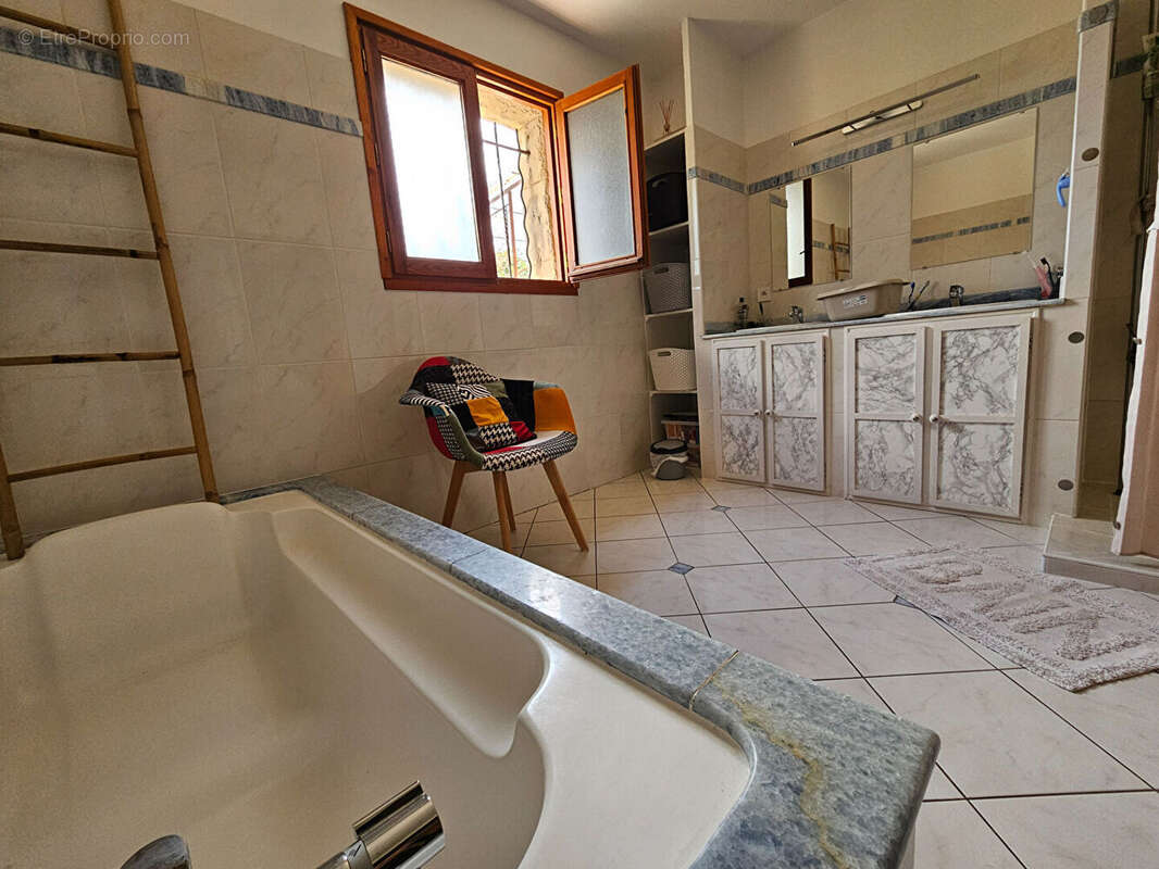 Maison à CARCASSONNE