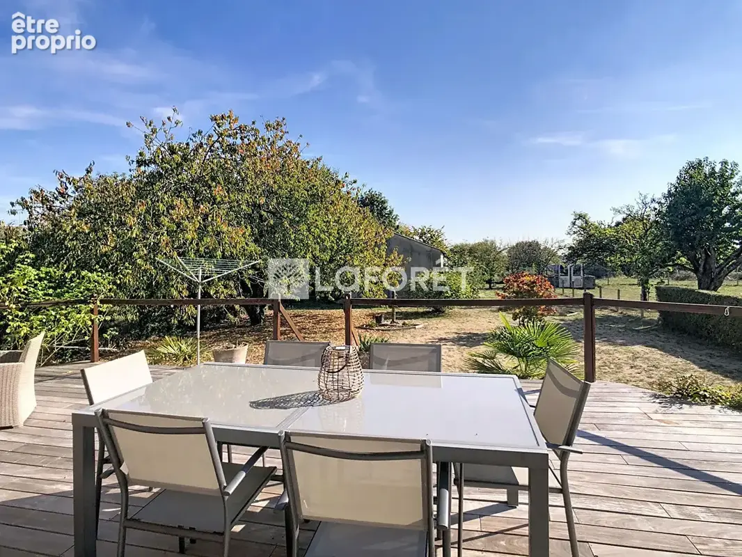 Maison Monteneuf  100 m² terrasse  hangar terrain 1090m² - photo 13
