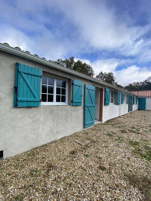 Maison à COMMEQUIERS