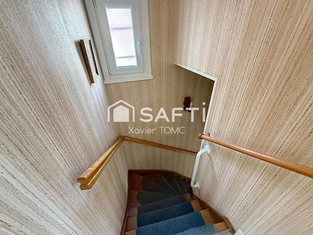 Maison 80 m² à Lens  - photo 8