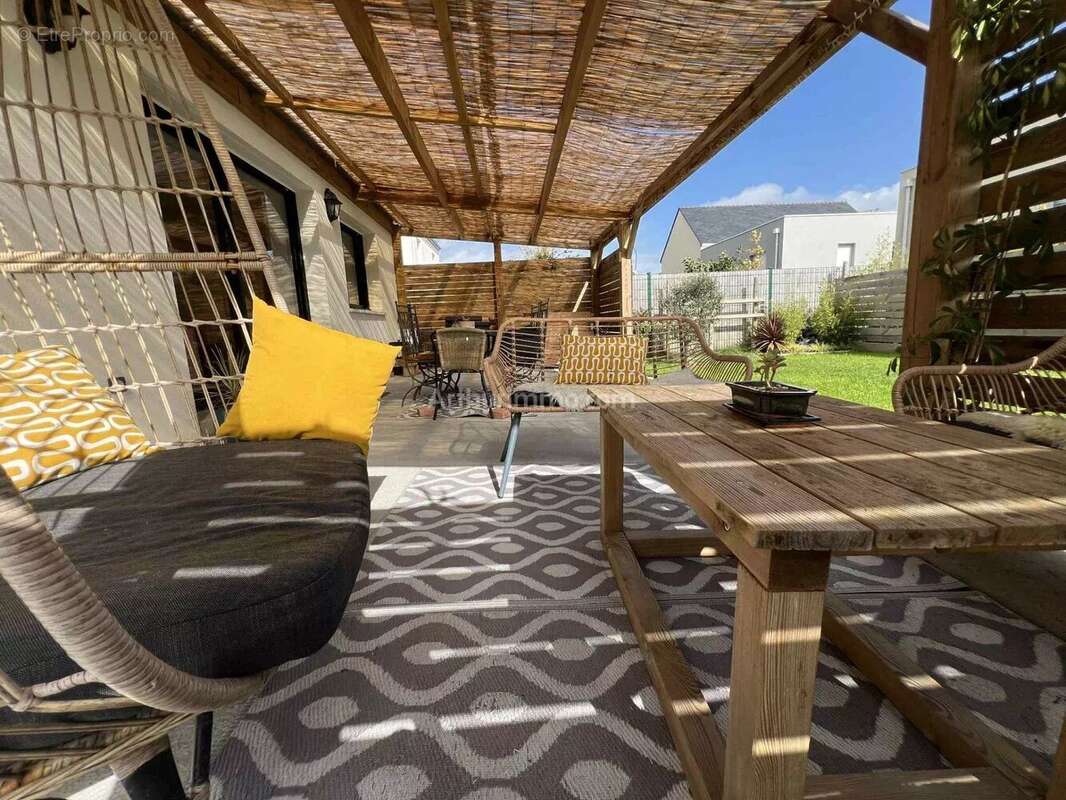 Maison à PLOUGOUMELEN