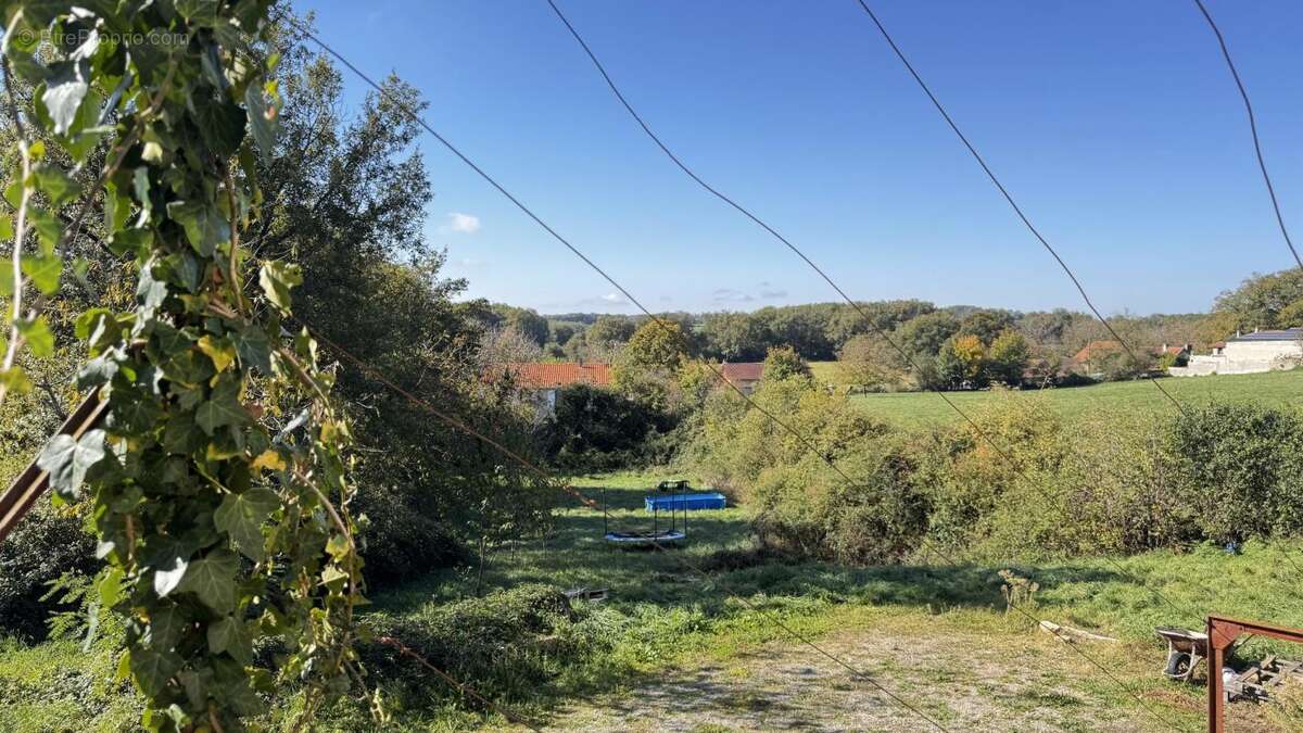 Maison à SAINTE-CROIX