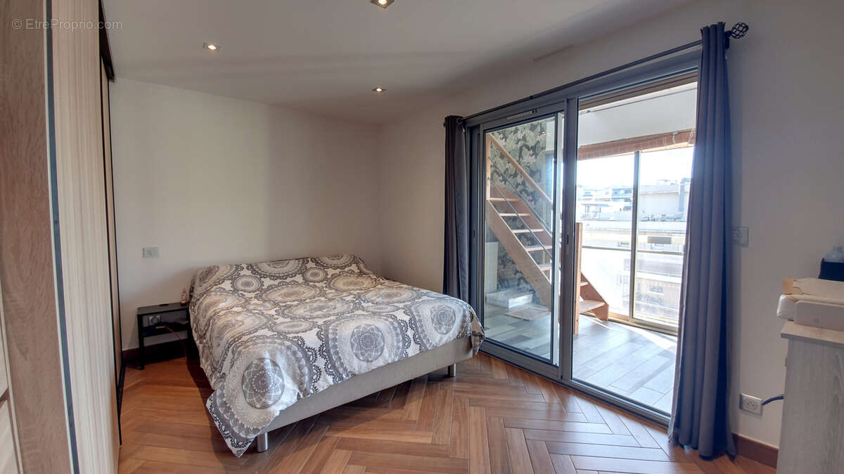 Appartement à CAGNES-SUR-MER