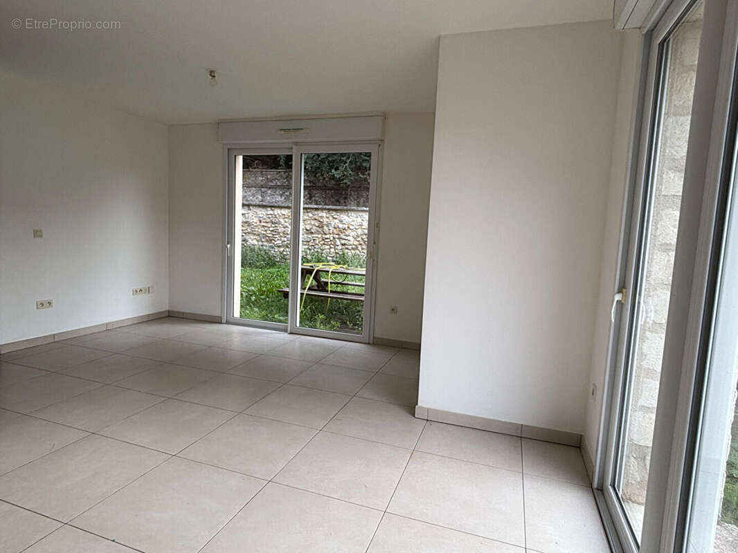 Appartement à VEMARS