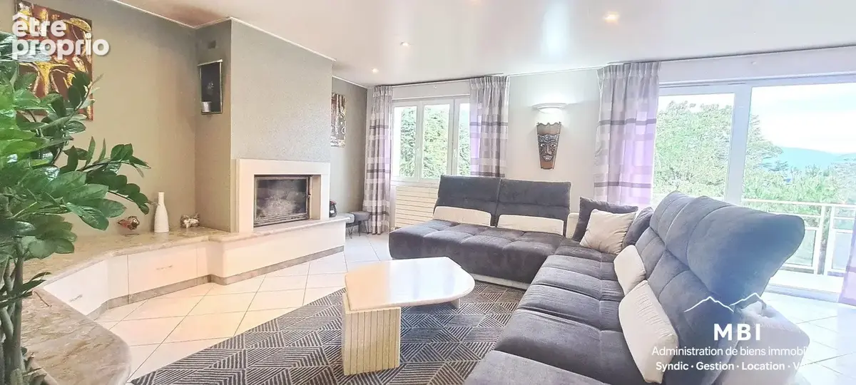 Maison 7 pièces 217 m² à vendre à Saint-Nazaire-Les-Eymes (38330) - photo 4
