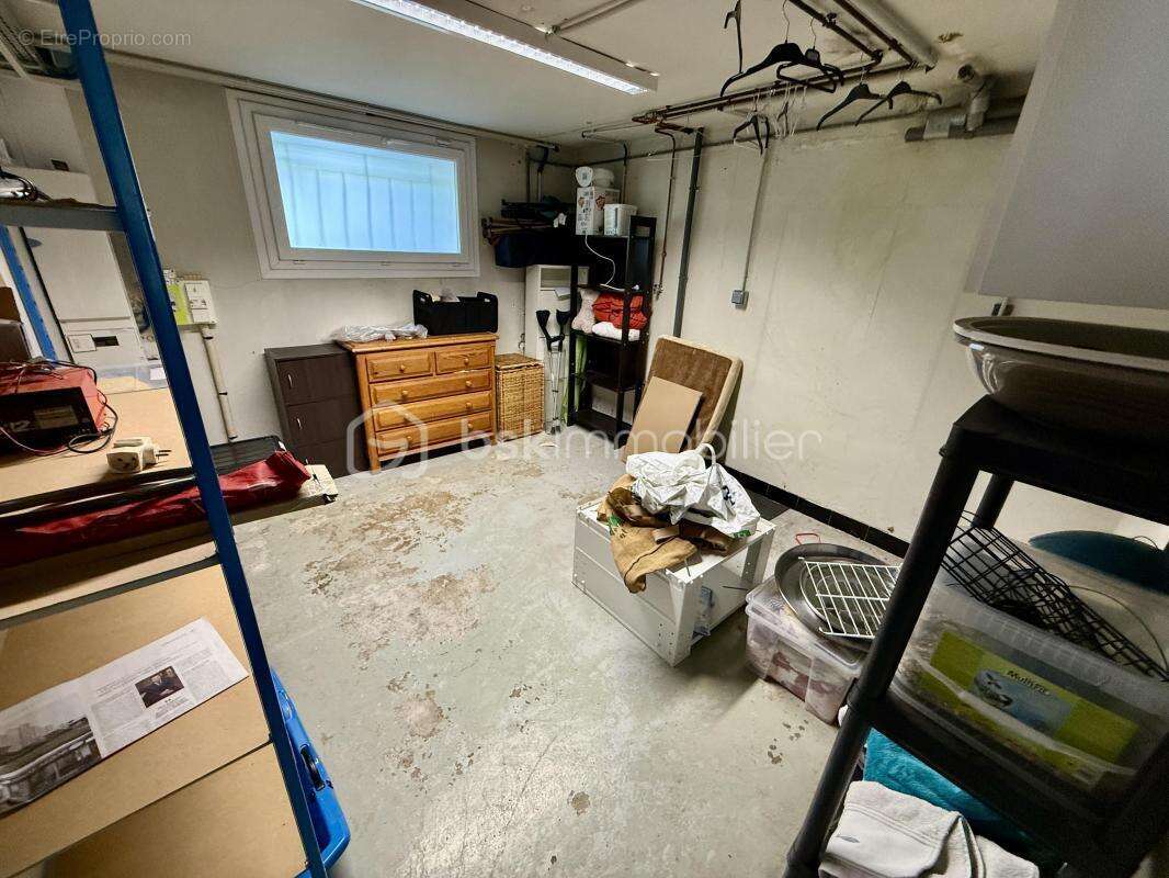 Maison à SAINT-PIERRE-DU-PERRAY