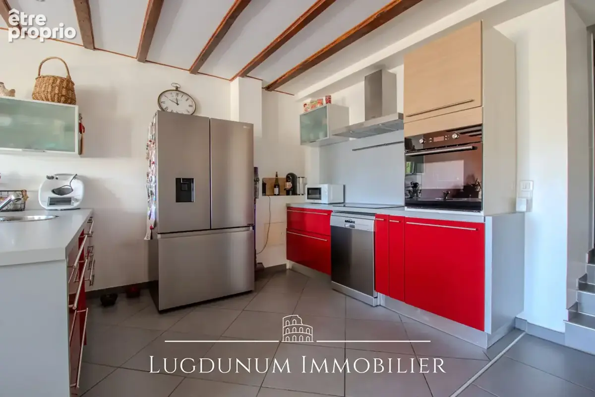 Appartement type 4 en plein centre ville - photo 5