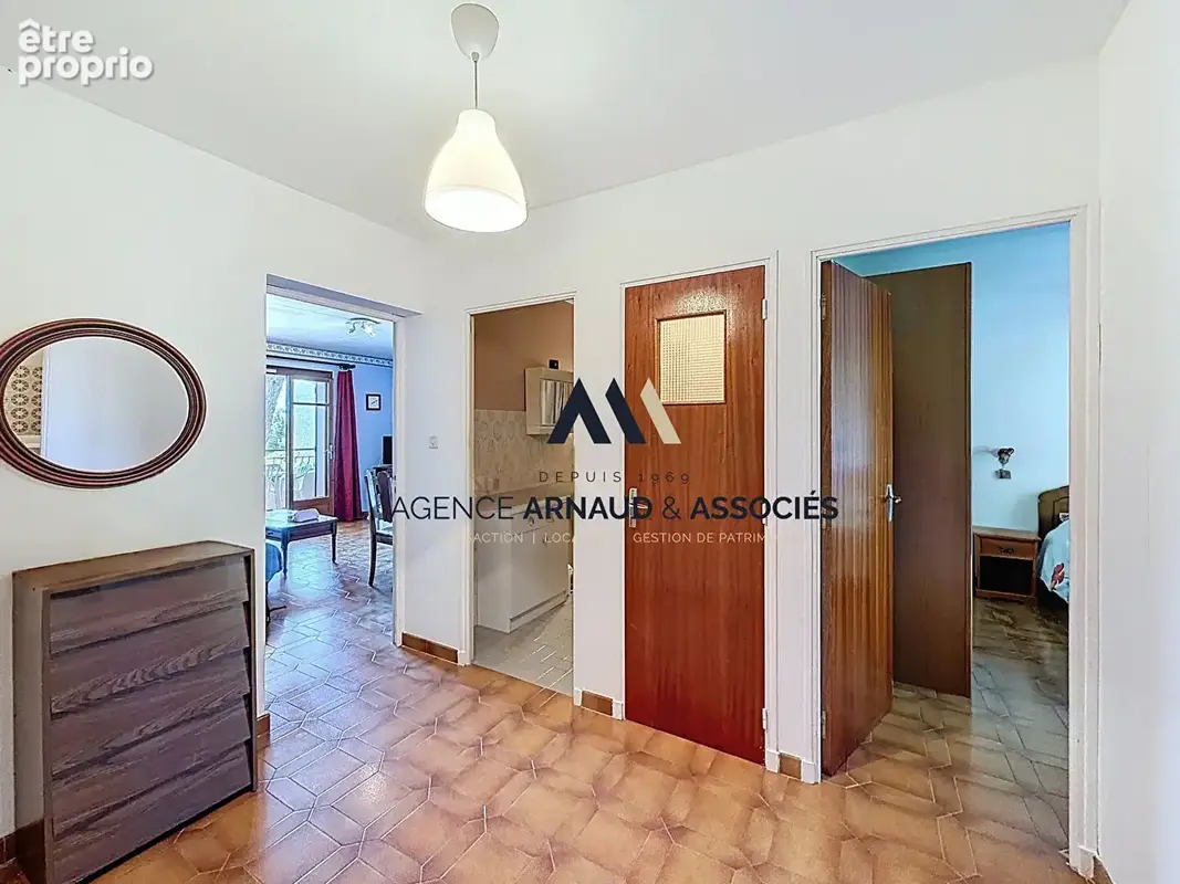 Appartement T2 proche de la plage des Lecques - photo 3