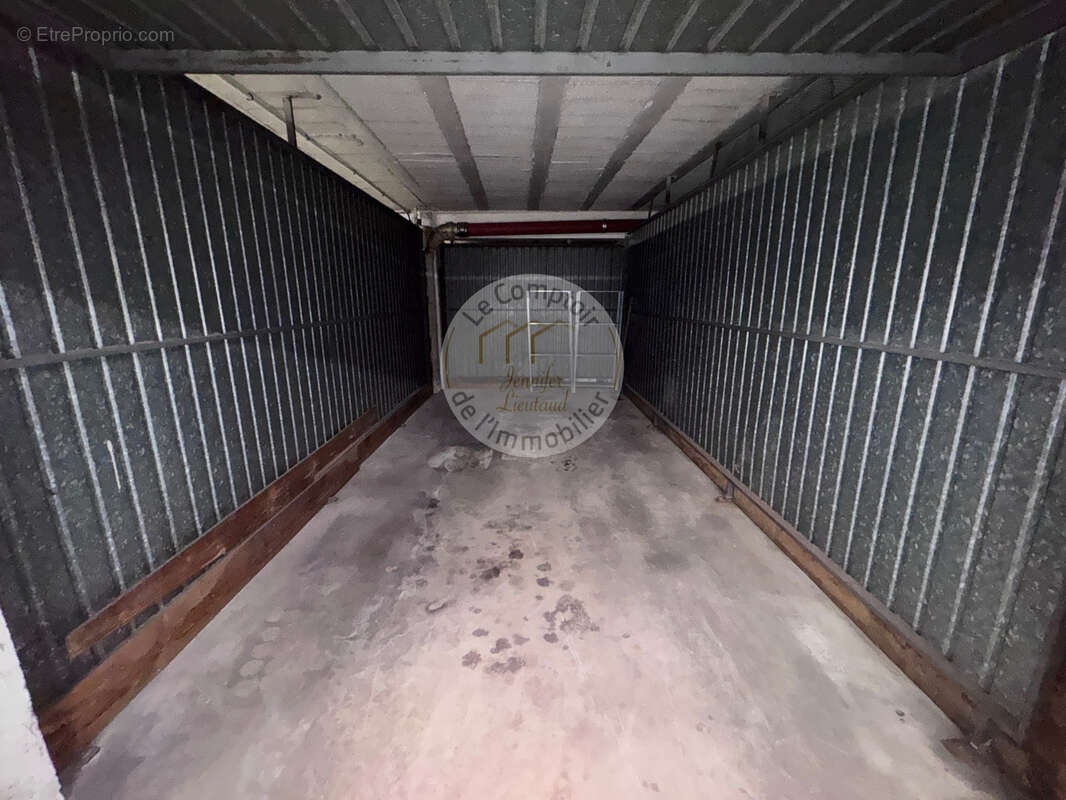 Allee des pins : garage en sous sol - photo 3