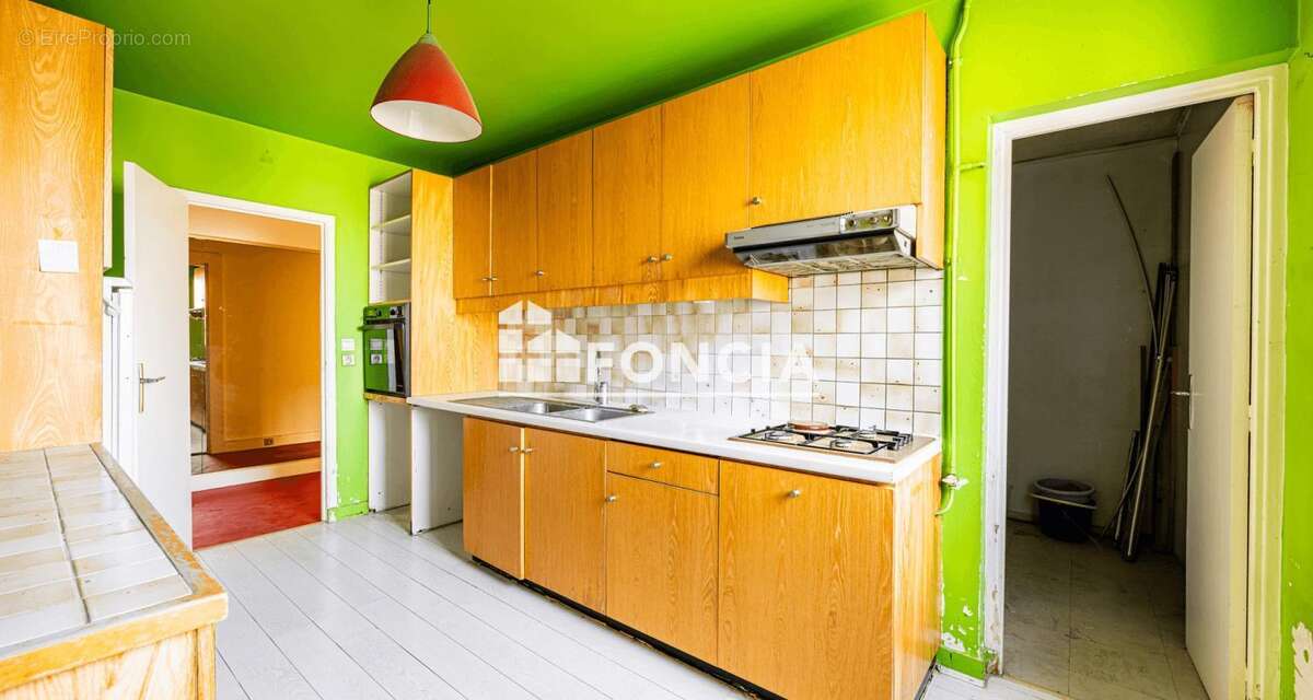 Appartement à PARIS-11E