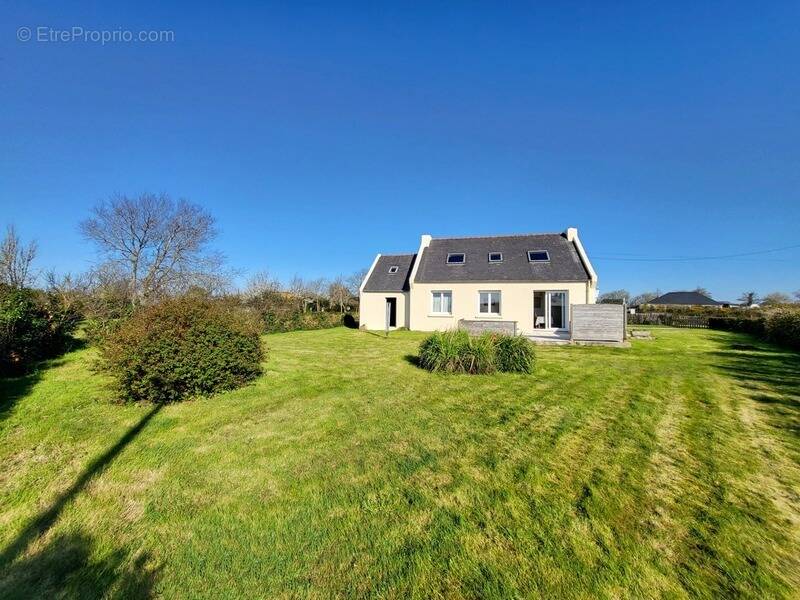 Maison à CAMARET-SUR-MER