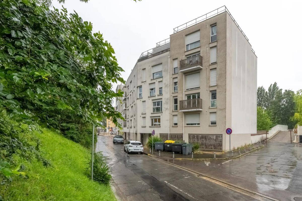 Appartement à SAINT-OUEN-L'AUMONE