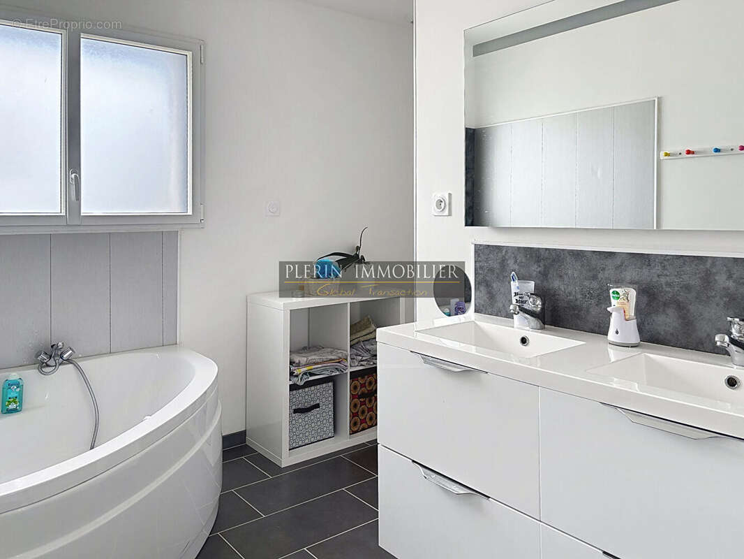 Maison à PLOUFRAGAN