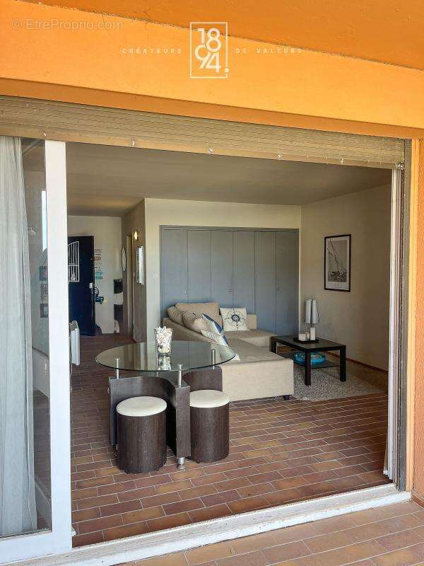 Appartement à MARSEILLE-7E
