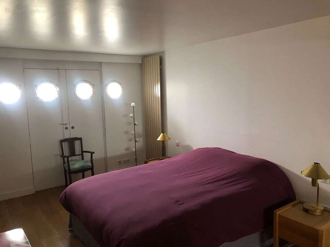 Appartement à VERSAILLES