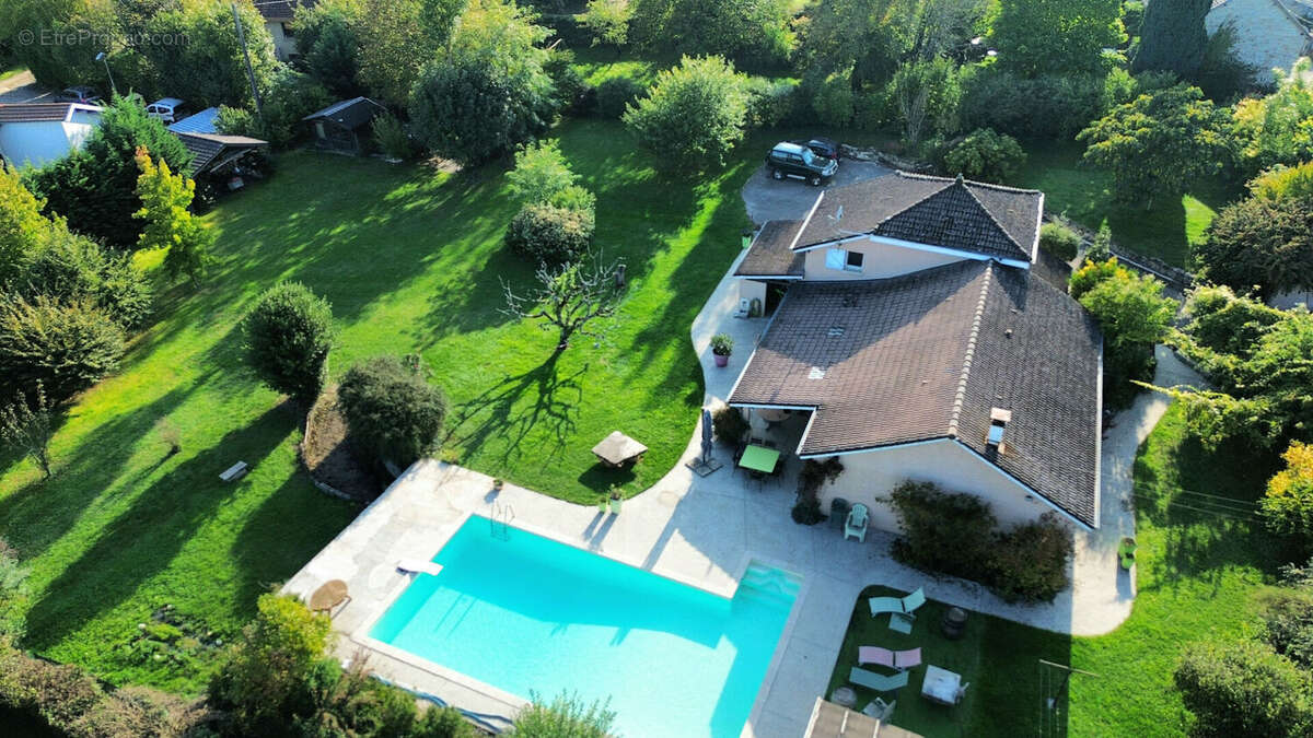 Maison à TREPT