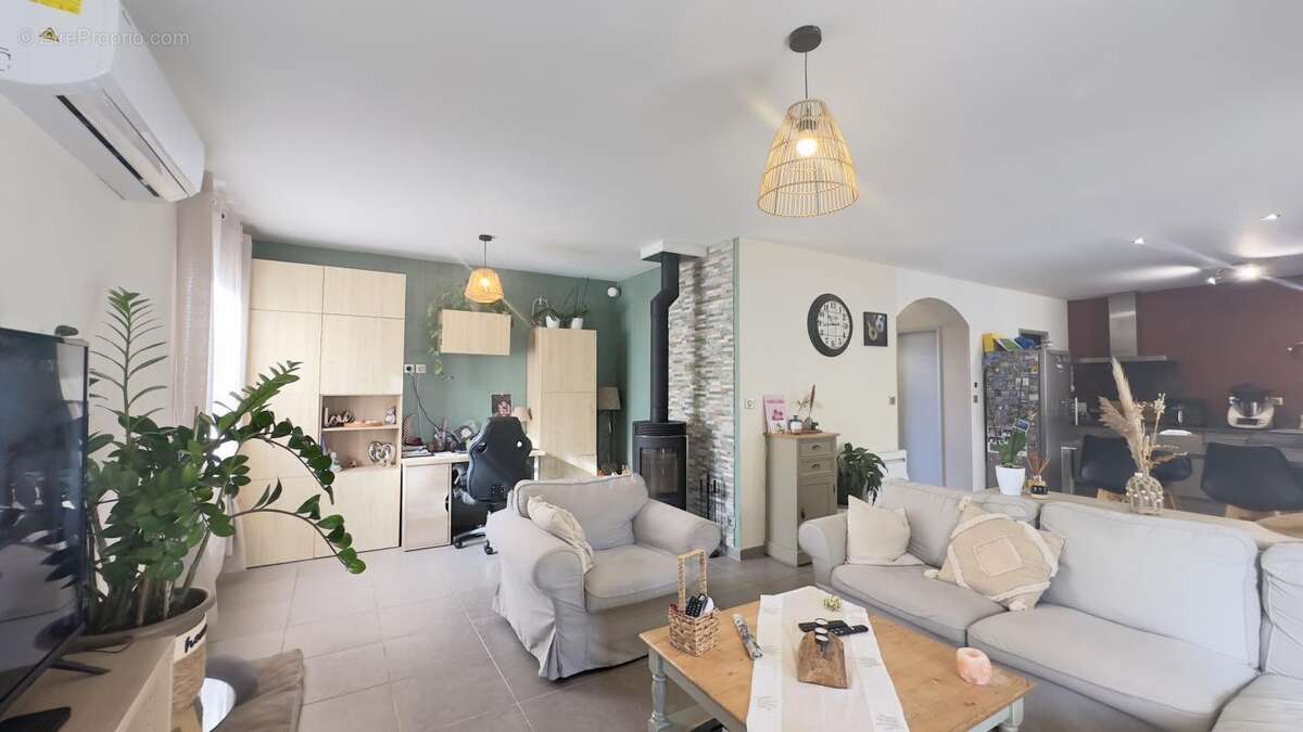 Maison à ROCHEFORT-DU-GARD