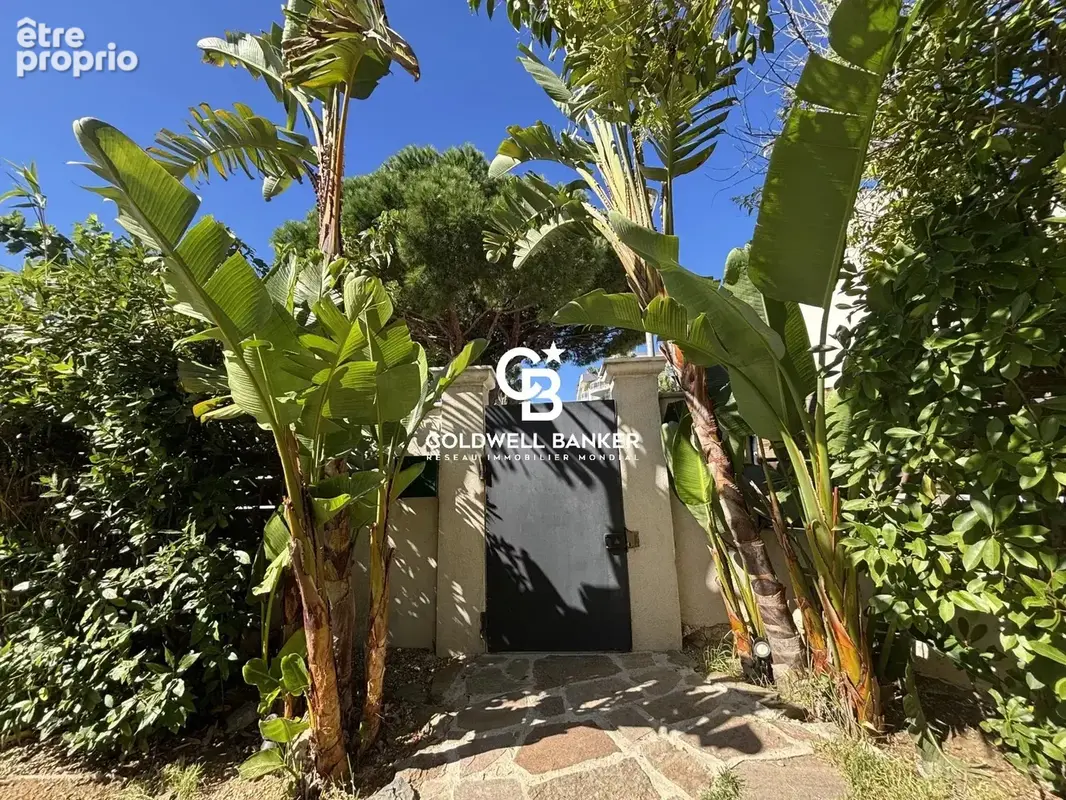 Villa, parfait état, au cœur du village – 83250 La Londe les Maures - photo 3
