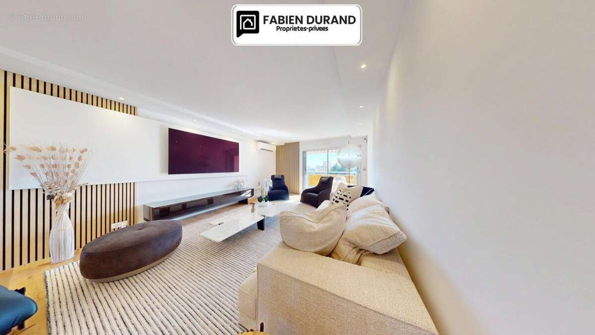 Appartement à FREJUS